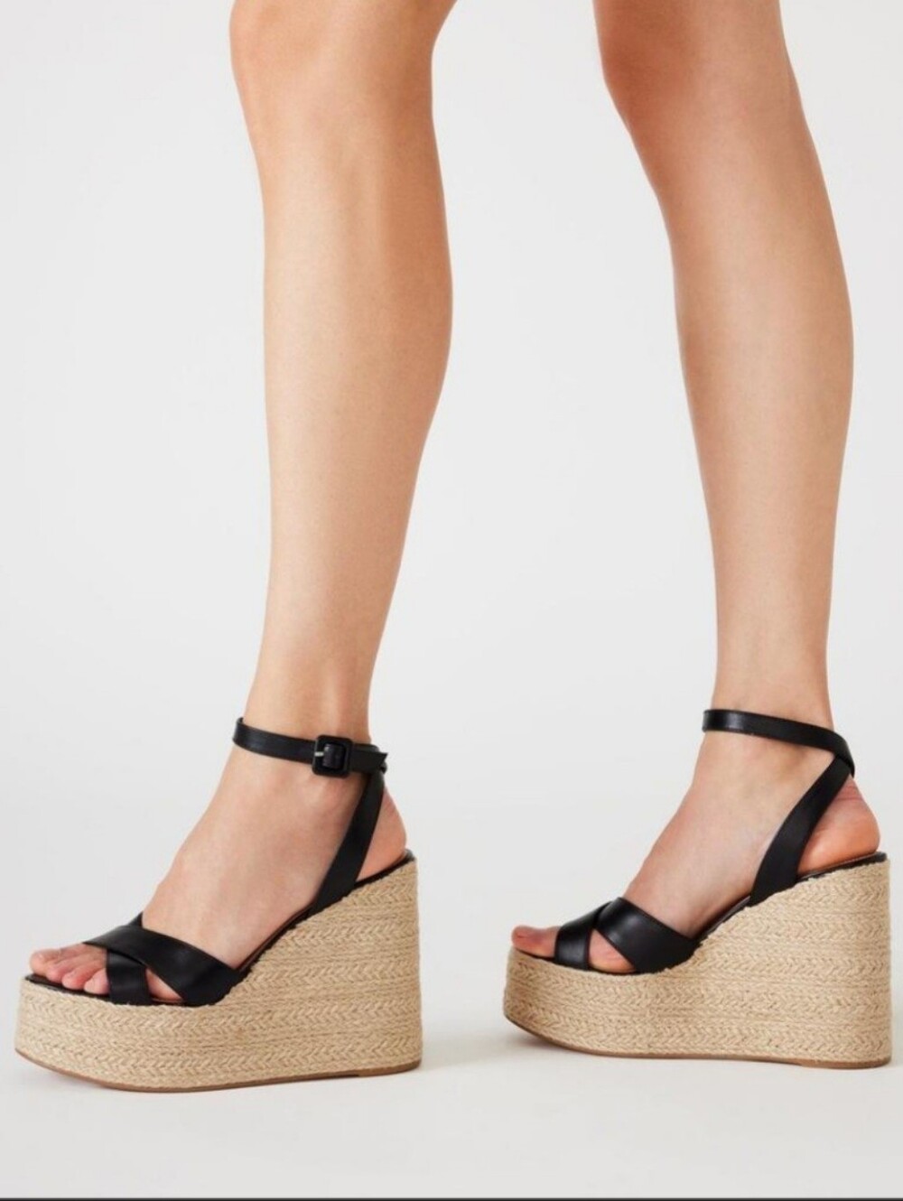 Steve Madden Black Leather Luluh Wedge